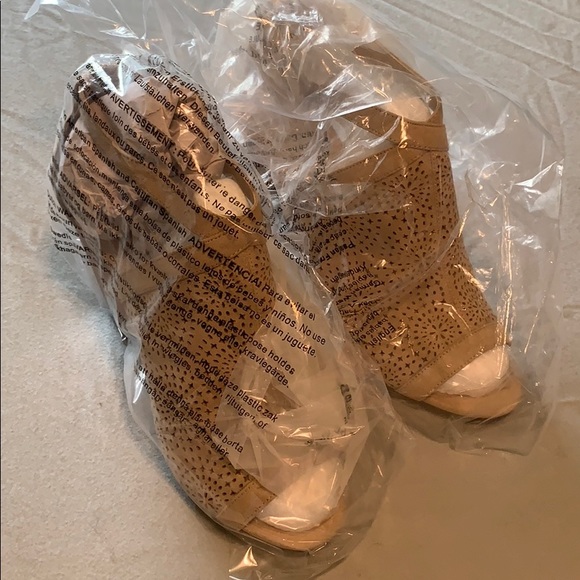 Suede Heels JustFab - Picture 2 of 5